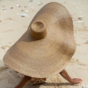 H&M Women’s Tan Brown Wide-Brim Straw Sun Hat